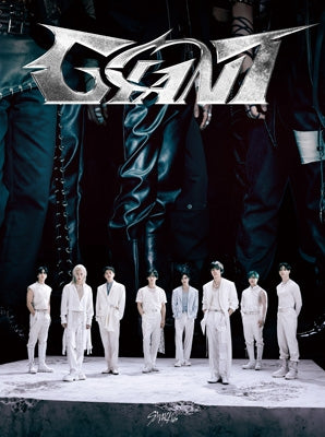 STRAY KIDS - GIANT (2nd Japanese Album)
