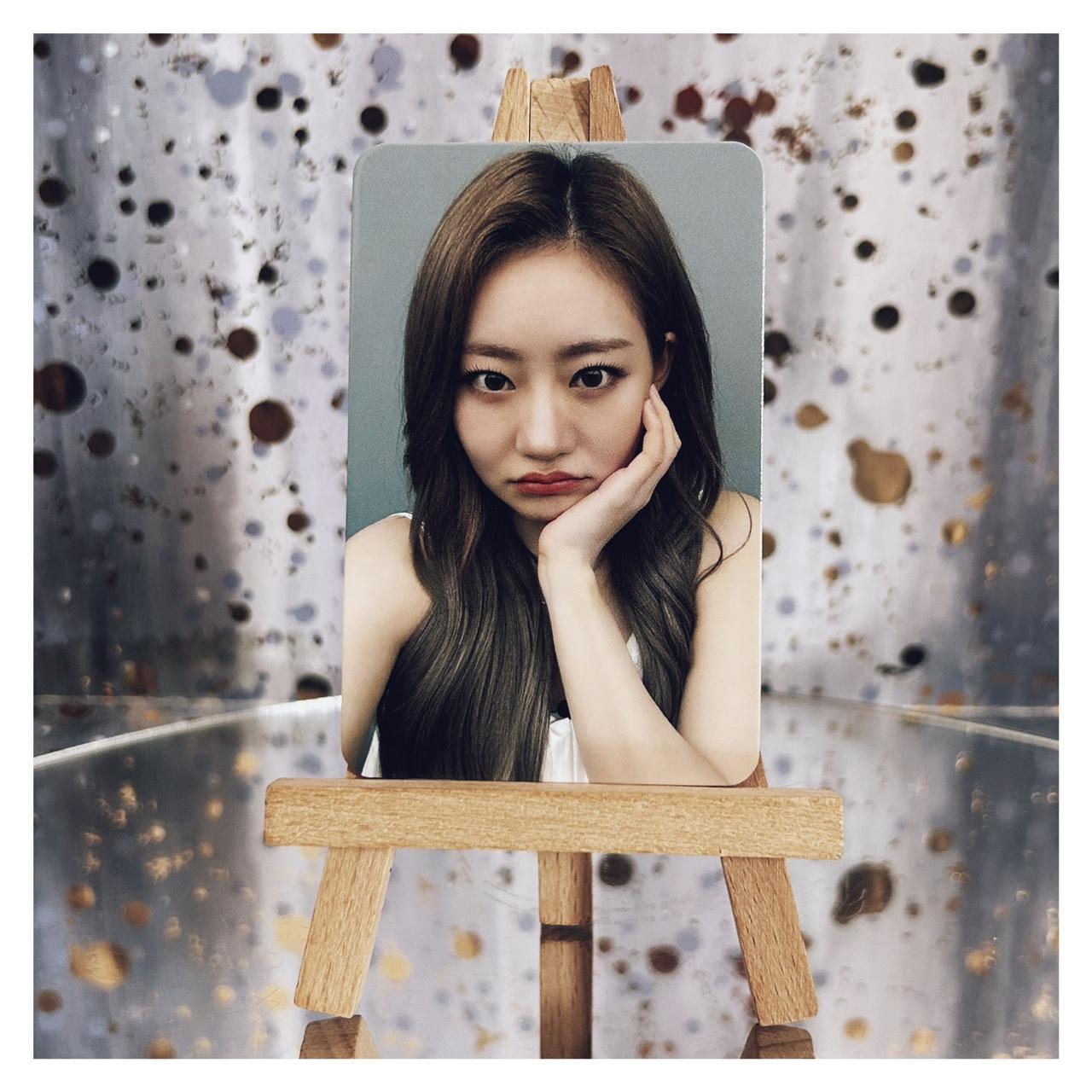 KISS OF LIFE - Midas Touch Photocards and POBs