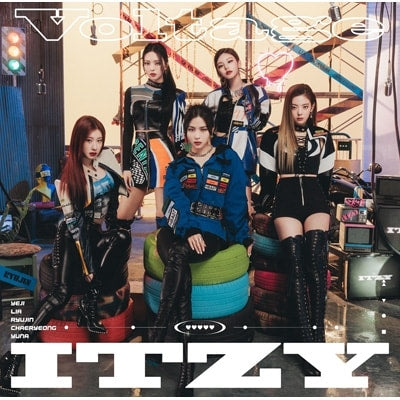 ITZY - Voltage (1st Japanese Single Album)