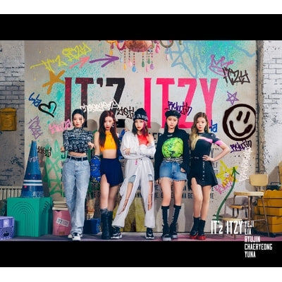 ITZY - IT'z ITZY (1st Japanese Best Album)