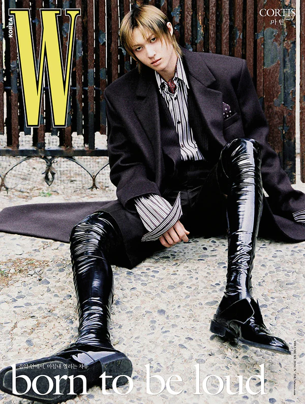 *PRE-ORDER* W KOREA JUNE 2026 ISSUE (Cover: CORTIS)