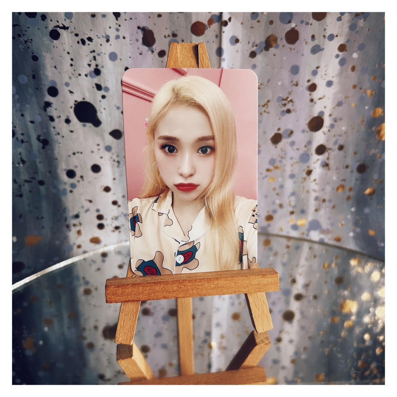 DREAMCATCHER - 2022 Sweet Dreams Season's Greetings Photocards and POBs