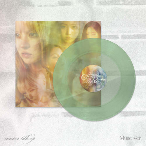 *PRE-ORDER* NMIXX - Strange Muse (6th Mini Album) [Muse LP/Vinyl Ver.]