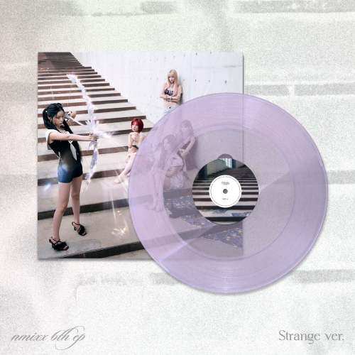 *PRE-ORDER* NMIXX - Strange Muse (6th Mini Album) [Strange LP/Vinyl Ver.]