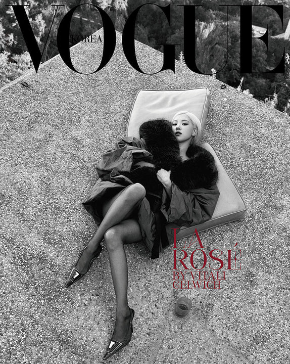 *PRE-ORDER* W KOREA JULY 2026 ISSUE (Cover: BLACKPINK ROSÉ)